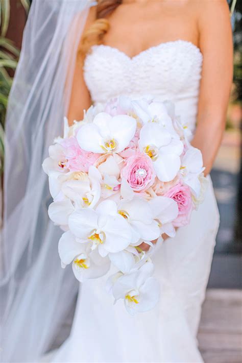 I am kate and i created this site to help all brides to be out there with their flower bouquet choices. Perfect Pink And Gold Wedding