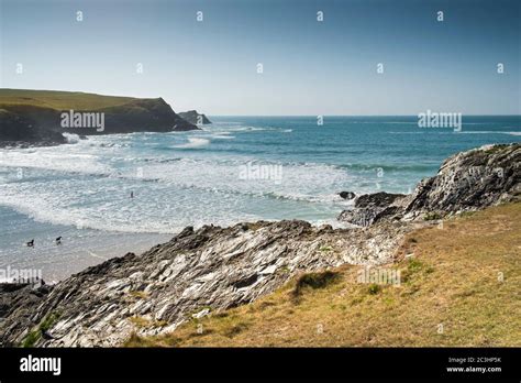 Incoming Tide At The Rugged Secluded Tide At Polly Porth Joke In Newquay In Cornwall Stock Photo