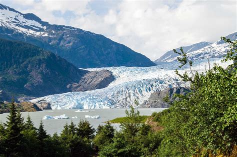 Mendenhall Glacier In Juneau Alaska Juneau Tours And Excursions