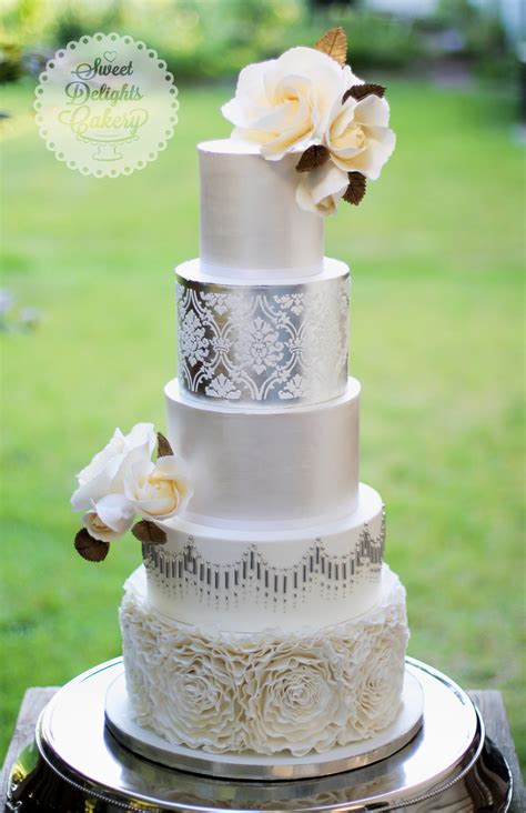 Classic Modern Silverpearl Wedding Cake