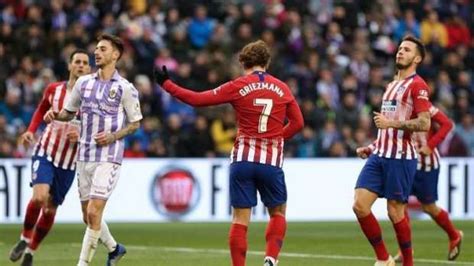 مدرب نهضة بركان الجديد يتابع المباراة ضد آسفي. موعد مباراة أتلتيكو مدريد ضد بلد الوليد والقنوات الناقلة ...