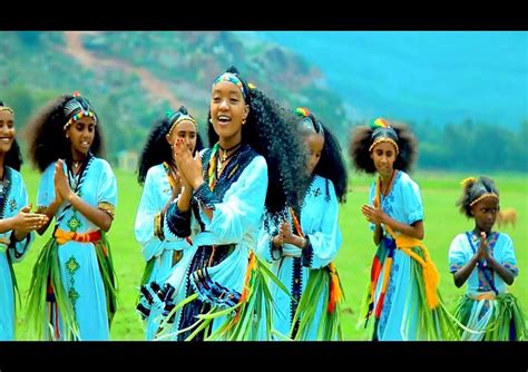 The Ashenda Festival Of The Ethiopians Where Girls Parade Their Beauty To Get Suitors