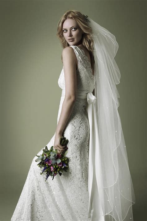 The vintage wedding dress company is the brainchild of distinguished stylist charlie brear, who has brought together her vast experience in the fashion industry to create a unique collection of wedding dresses and accessories. The Vintage Wedding Dress Company 2013 Bridal Collection ...