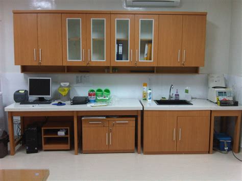 Inspirasi desain set furniture meja kursi & lemari kabinet di ruang kamar tempat tidur model dekorasi interior sederhana minimalis. Contoh Gambar Lemari Gantung Dapur Minimalis ~ Kamar Minimalis