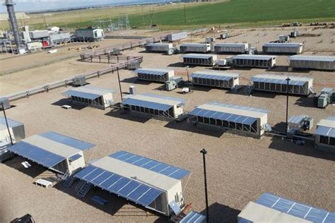 Bitcoin miners earn 12.5 bitcoins every time they complete one block. Bitmain launches world's largest bitcoin mining farm in ...