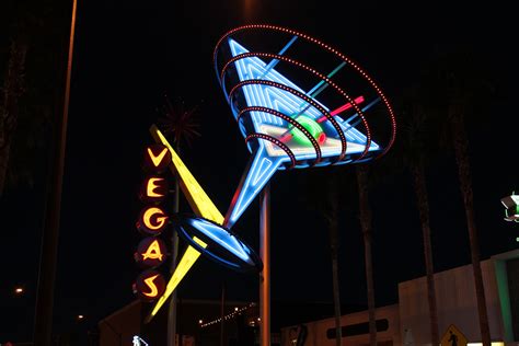 Maybe you would like to learn more about one of these? Las Vegas, Neon, Signs, Night Wallpapers HD / Desktop and ...