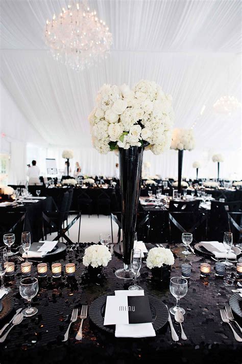 20+30+ Black And White Centerpiece Ideas – HOMYRACKS