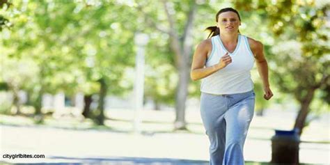 Here are some of these benefits to daily, brisk walking: Benefits of Daily Brisk Walking