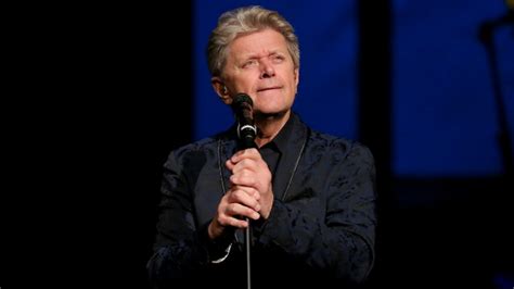 Peter Cetera Open To Reuniting With Chicago At Rock Hall Of Fame