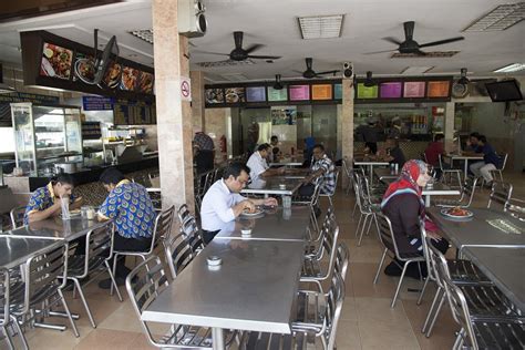 Closing Mamak Restaurants Early May Lead To Khalwat Says Kimma