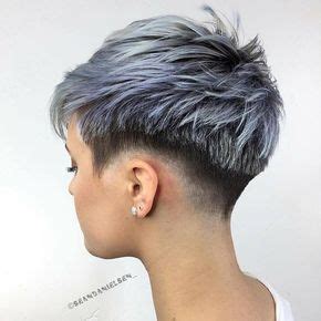 Ebenso im trend liegen die regenbogenfarben, die immer. Kurzhaarfrisuren damen mit undercut - Beliebte Frisuren 2020
