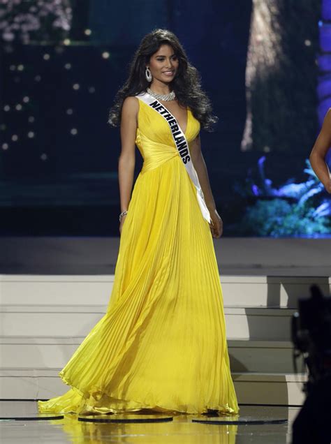 Miss Colombia Paulina Vega Crowned Miss Universe In Miami Hawtcelebs