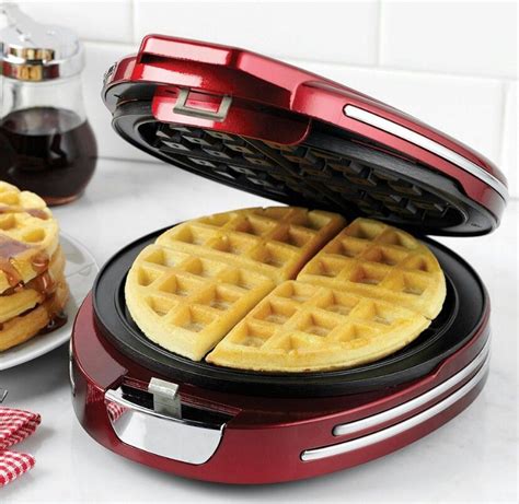 Nostalgia Retro Series Round Belgian Waffle Maker 25