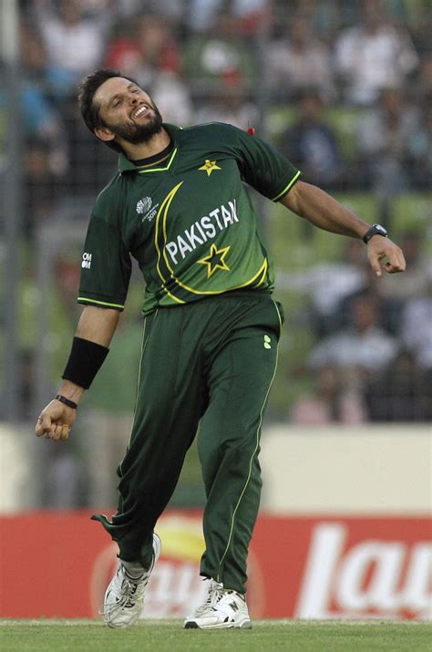 Enjoy your smartcric live score below. Live Cricket Match Pakistan Vs India 2011 - Wallpapers ...