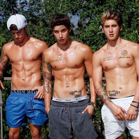 Twins Triplets Brothers Cousins Etc The Brooks Twins Jai And Luke With Their Brother
