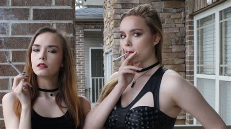 Brooke And Lacey Smoking Sisters — Brookeandlacey Brooke Vs120 Dangle And Drags