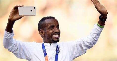 Race detail appearing impossibly stronger as the race wore on, . Bashir Abdi loopt in Londen zijn tweede marathon | Meer ...