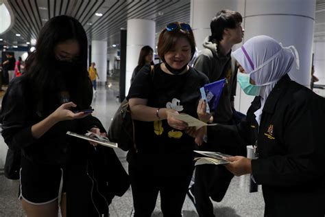 the government is planning to bring home 78 malaysian citizens stranded in wuhan