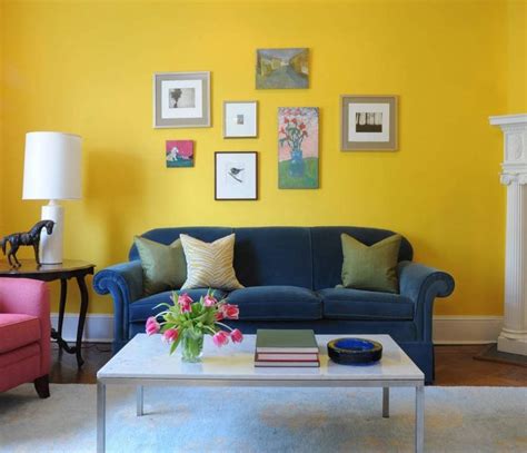 Sunny Yellow Paint Colors Make Your Living Room Feels Warm Lovely