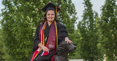 Siu Carbondale To Hold In Person Commencement Ceremonies In May