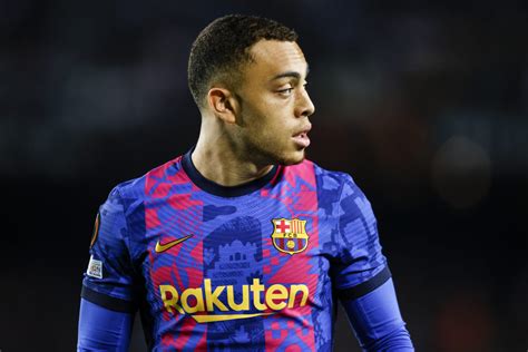 Xavi Suggests United Target Sergino Dest Is Free To Leave Barcelona