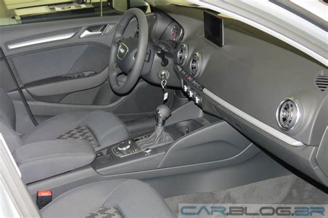Audi a3 sedan 18t se 2014. Audi A3 Sportback 2014: fotos, vídeo, preço, consumo e ...