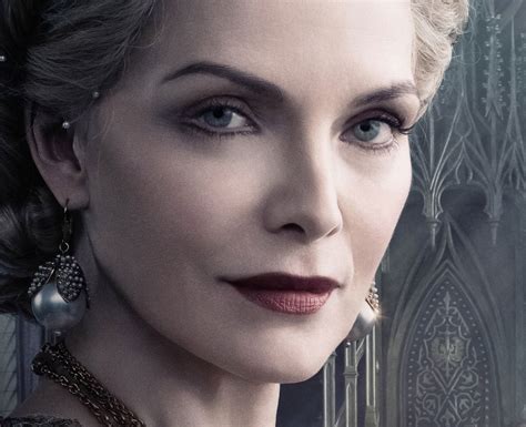 Michelle Pfeiffer As Queen Ingrith In The Movie Maleficent Mistress Of Evil