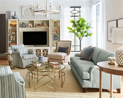 A Living Room Designs That Make Your Space Larger The