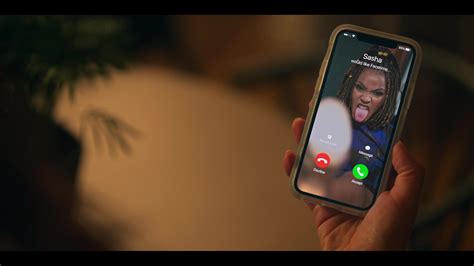 Apple Iphone And Facetime In Sex Life S01e03 Empire State Of Mind