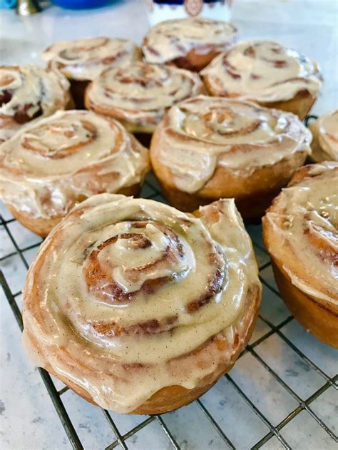 Cinnamon Rolls And Cream Cheese Frosting Dunowen House Blog