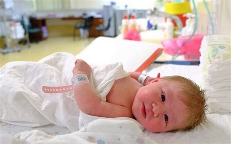 دراسة تفيد بأن الولادة المنزلية أكثر خطورة بثلاث مرات من الولادة في المستشفيات تايمز أوف إسرائيل