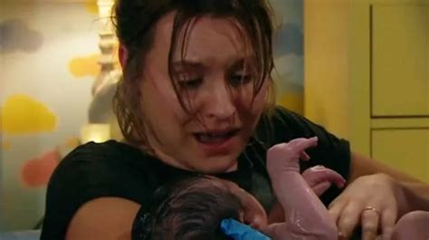 Itv Emmerdale Fans Spot Huge Blunder As Dawn Taylor Gives Birth To Baby