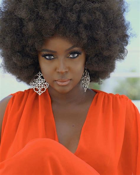 Who does not want to experiment with the latest hairstyles often? Amara la Negra. Dominicana, Afro Latina pic.twitter.com ...