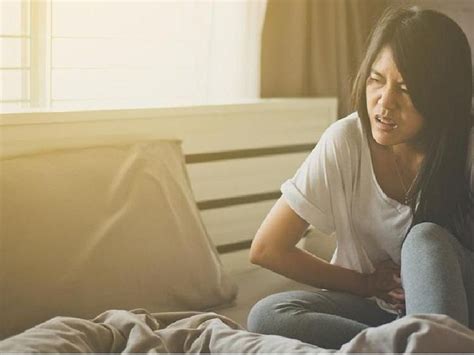 Sakit di pinggang kiri kenapa ya. Perut Sebelah Kiri Sakit? Ini Fakta-fakta dan Penyebabnya