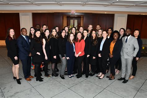 Participants in Winston & Strawn's Diversity and Inclusion Associate Sponsorship Program Embark ...