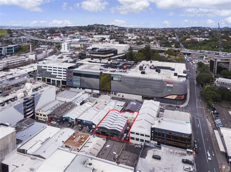 Strategic Newmarket Holding By Westfield Mall Auckland City And Fringe
