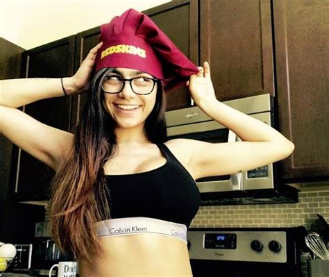 Reasons Why Mia Khalifa Is So Popular Lough Out Loud
