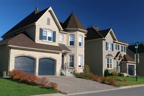 With a history dating back to 1921, overhead door™ has the innovation, expertise, reliability, and quality you are looking. Armor Garage Doors LTD - Home