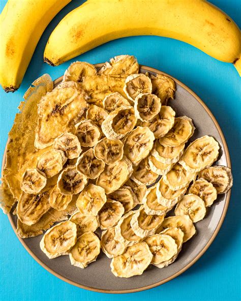 How To Dehydrate Bananas And Make Banana Chips Fresh Off The Grid