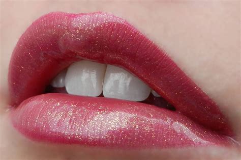 Lipsense Plumeria Kiss For A Cause And Pink Champagne With Gold