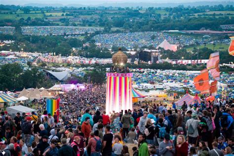 Haim, coldplay and damon albarn will play the virtual glastonbury festival. Dit zijn de 15 beste Europese festivals van 2021 ...