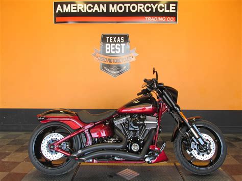 2017 Harley Davidson Cvo Softail Pro Street Breakout American
