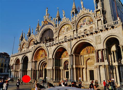 Basilica Di San Marco In Notturna My Venice Tour Guide