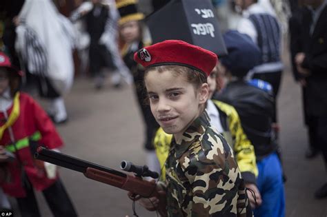 Jewish Children Dress Up In Colorful Costumes For Purim Daily Mail Online