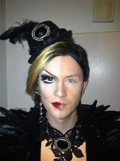 Here are our favorite drag makeup looks that can serve as inspo while you test out a few looks of your own this halloween. Drag queen makeup is great!!! | Makeup Examples ...