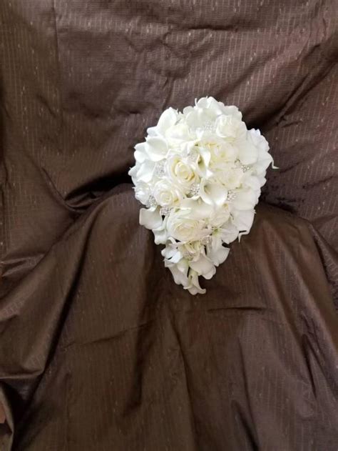 Ivory Cream Cascading Bridal Bouquet Real Touch Calla Lily Rose