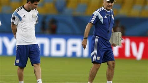 Alejandro sabella sufre complicación de salud tras estar internado en una clínica. Besonders gelassen oder phlegmatisch? Der Trainer von ...