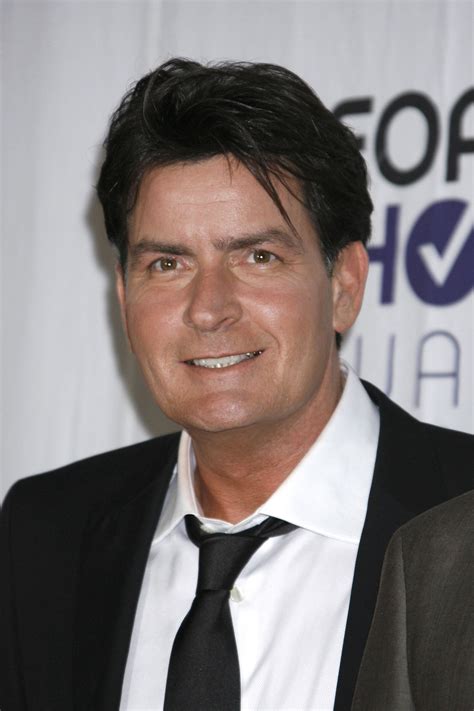 Charlie Sheen Profile Images The Movie Database Tmdb