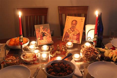 The 1983 code of canon law eliminated this fast altogether, but many traditional just before supper, the father wishes all a holy christmas and recalls those who've died during the year and brings to memory christmas eve. roosje: {little rose}: Christmas Eve Night ~ Holy Supper ...