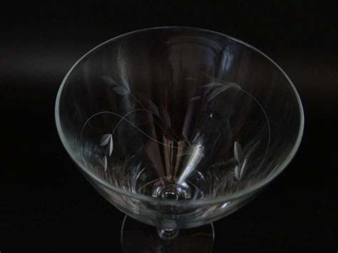 4 gorgeous crystal etched goblets 5 75 tall etched glass wine… second wind vintage